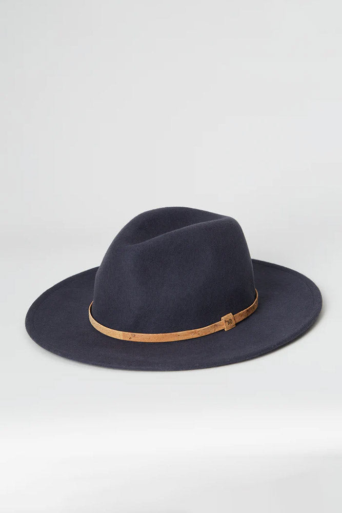 Navy recycled wool hat