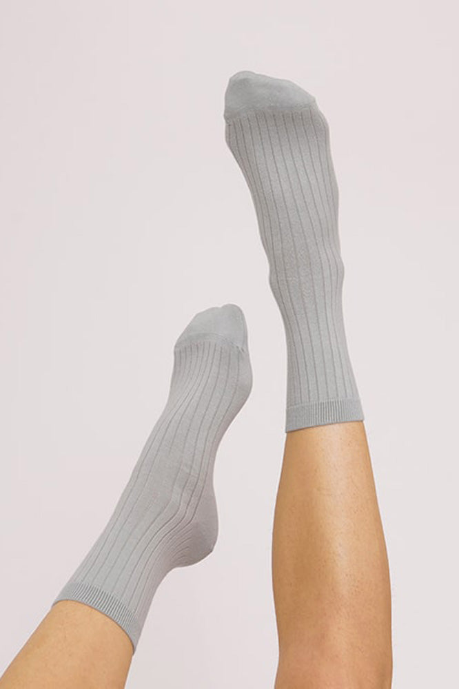 blue organic cotton rib socks organic basics